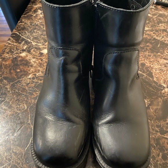 FALL/WINTER EVERDAY BOOTS - Picture 2 of 2